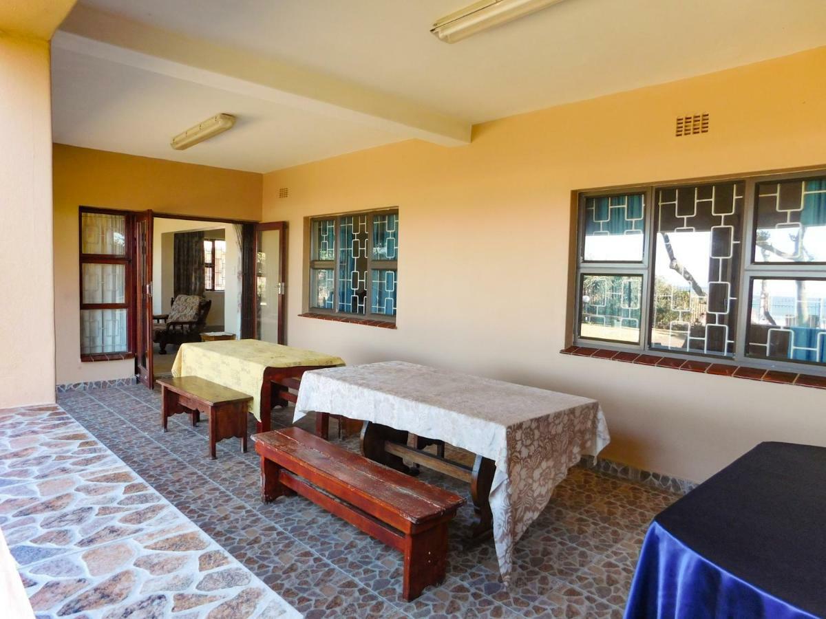 Mama Mia Cottages Oslo Beach Port Shepstone Extérieur photo