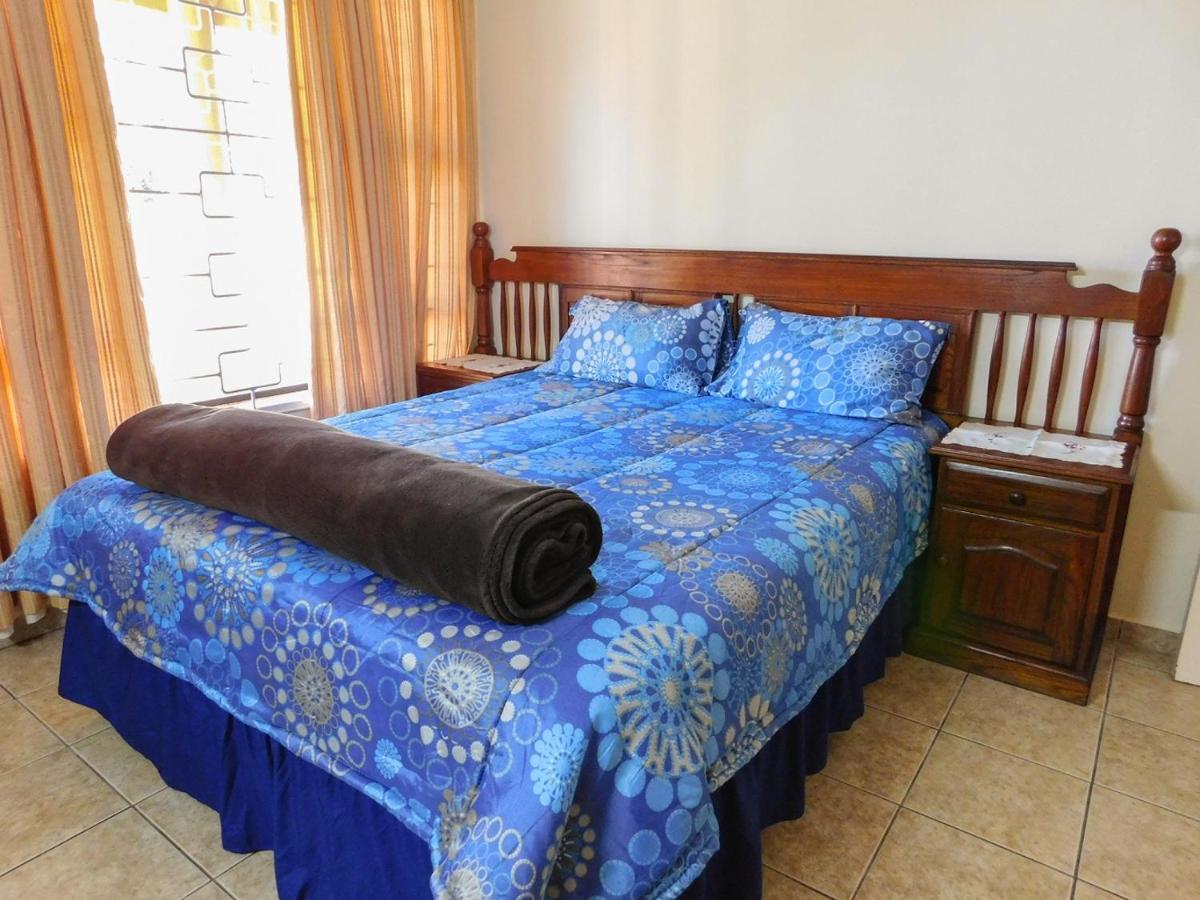Mama Mia Cottages Oslo Beach Port Shepstone Extérieur photo